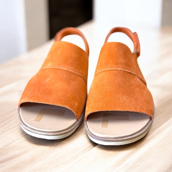 Sorel Shoes - Sorel NWB Size 7.5 the Ella 2 Orange suede slingback Sandals NWB